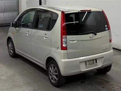 Daihatsu MOVE  с аукциона в Японии