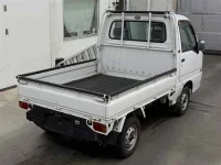 Subaru SAMBAR лот № 90177 оценка 2  с аукциона в Японии 4