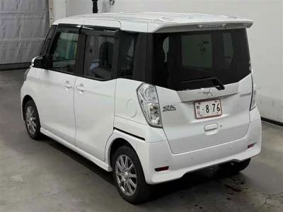Mitsubishi eK X Space