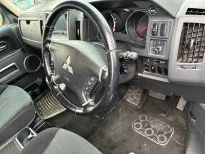 Mitsubishi DELICA D5