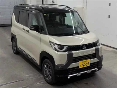 Mitsubishi Delica Mini