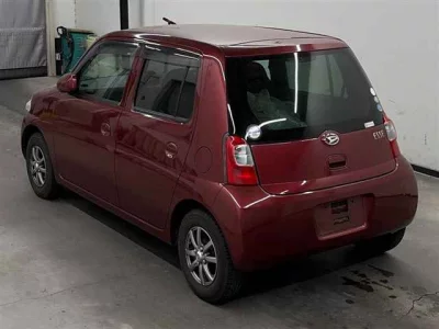 Daihatsu Esse