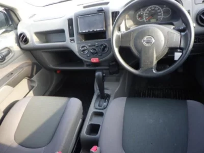 Nissan AD