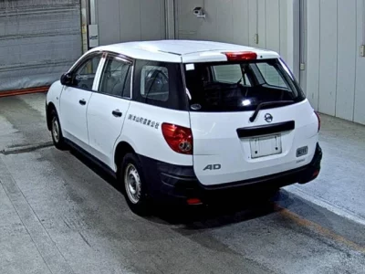 Nissan AD