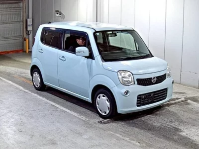Nissan MOCO  с аукциона в Японии