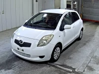 Toyota VITZ лот № 8015 оценка R  с аукциона в Японии 3