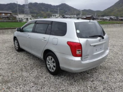 Toyota COROLLA FIELDER  с аукциона в Японии