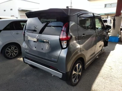 Mitsubishi eK X