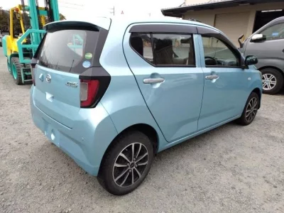 Daihatsu MIRA E S