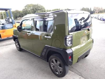 Daihatsu TAFT