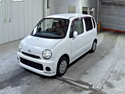 Daihatsu MOVE LATTE