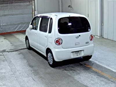 Daihatsu MOVE LATTE