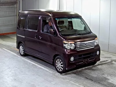 Daihatsu Atrai Wagon