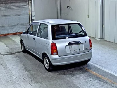 Daihatsu MIRA  с аукциона в Японии