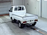 Honda ACTY TRUCK лот № 8262 оценка R  с аукциона в Японии 1