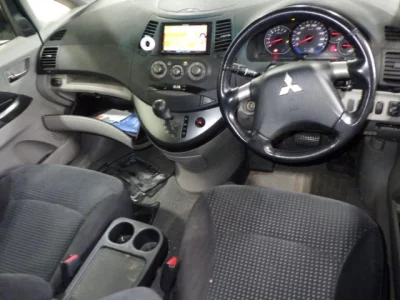Mitsubishi Grandis
