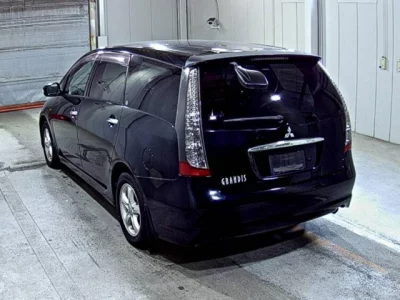 Mitsubishi Grandis