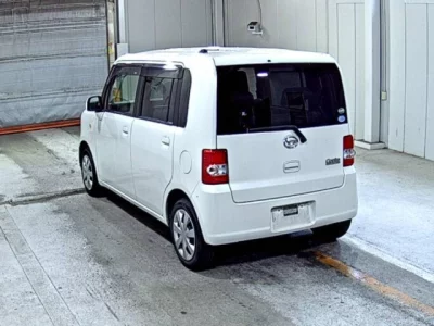 Daihatsu MOVE CONTE  с аукциона в Японии