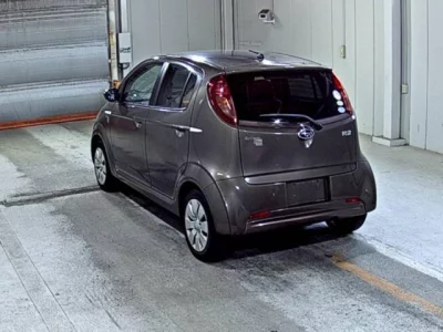 Subaru R2  с аукциона в Японии