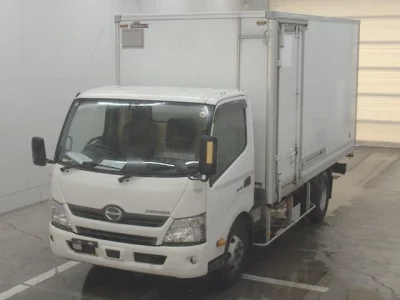Hino DUTRO  с аукциона в Японии