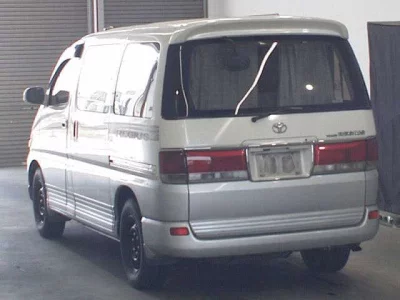 Toyota HIACE REGIUS