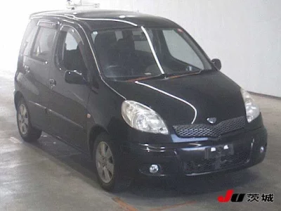 Toyota FUNCARGO  с аукциона в Японии
