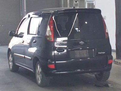 Toyota FUNCARGO  с аукциона в Японии