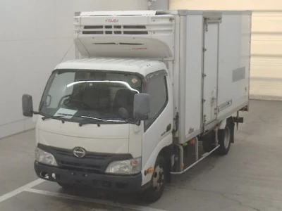 Hino DUTRO  с аукциона в Японии