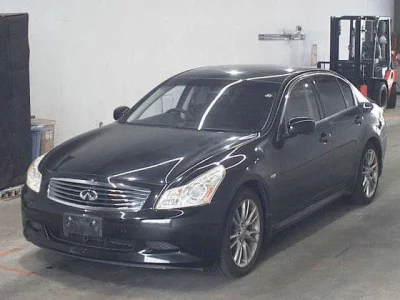 Nissan SKYLINE  с аукциона в Японии