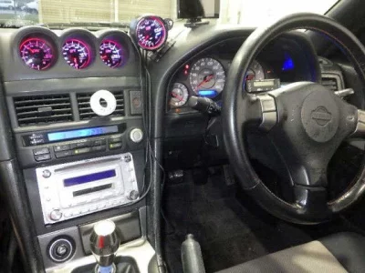 Nissan SKYLINE  с аукциона в Японии