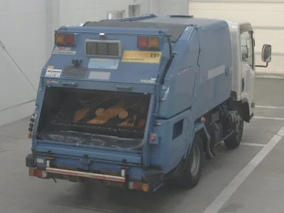 Isuzu ELF