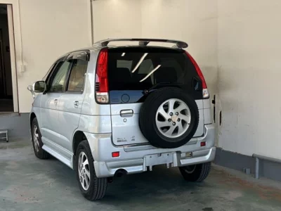 Daihatsu TERIOS KID  с аукциона в Японии
