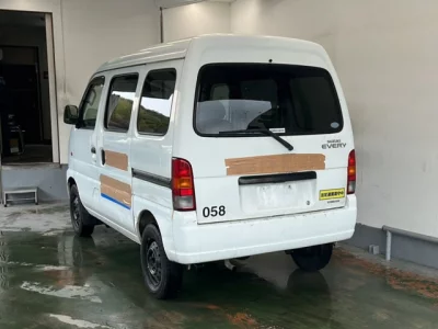 Suzuki Every