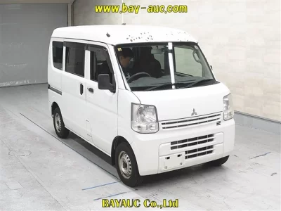 Mitsubishi Minicab Van