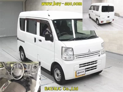 Mitsubishi Minicab Van