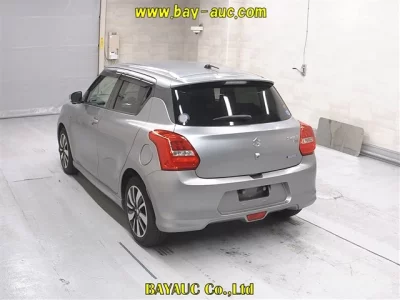 Suzuki SWIFT  с аукциона в Японии