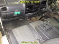 Mazda BONGO лот № 10110 оценка R  с аукциона в Японии 5