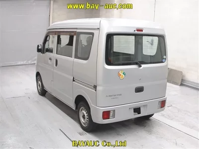 Mitsubishi Minicab Van