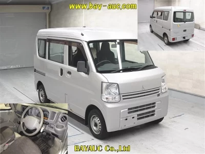 Mitsubishi Minicab Van