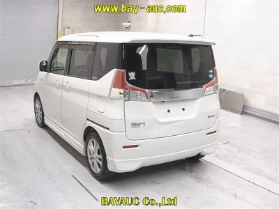Mitsubishi Delica D:2