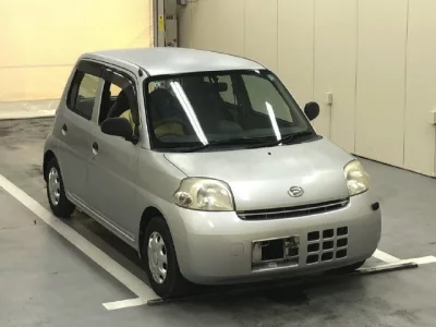 Daihatsu Esse  с аукциона в Японии