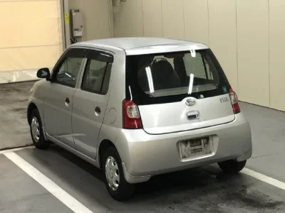 Daihatsu Esse  с аукциона в Японии