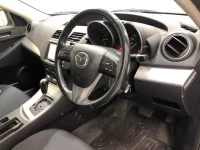 Mazda AXELA лот № 3704 оценка 3.5  с аукциона в Японии 5