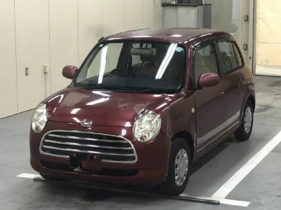 Daihatsu MIRA  с аукциона в Японии