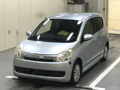 Daihatsu MIRA  с аукциона в Японии