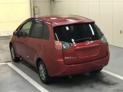Mitsubishi Colt Plus