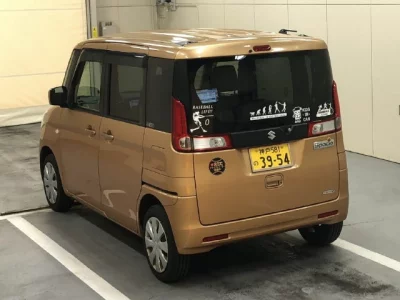 Suzuki Spacia