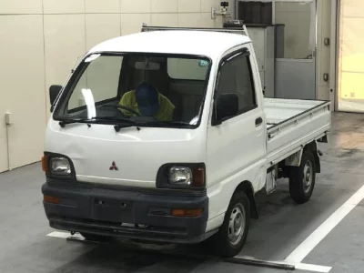 Mitsubishi MINICAB TRUCK