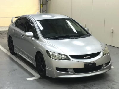 Honda CIVIC HYBRID  с аукциона в Японии