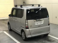 Honda N BOX лот № 1097 оценка 3.5  с аукциона в Японии 1
